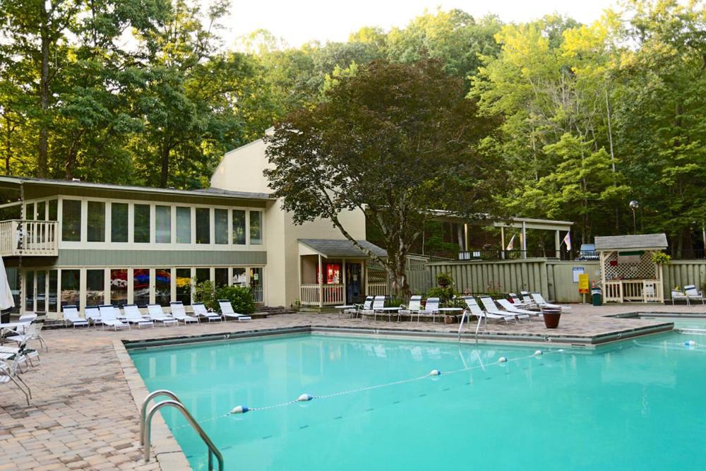 Four Bears Den, Hot Tub, 1089 Of Free Attraction Tickets For Each Paid Day, Dollywood And More Gatlinburg Exterior foto