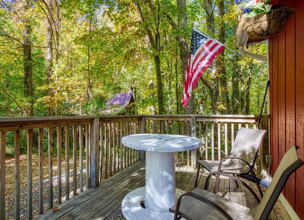 Four Bears Den, Hot Tub, 1089 Of Free Attraction Tickets For Each Paid Day, Dollywood And More Gatlinburg Exterior foto